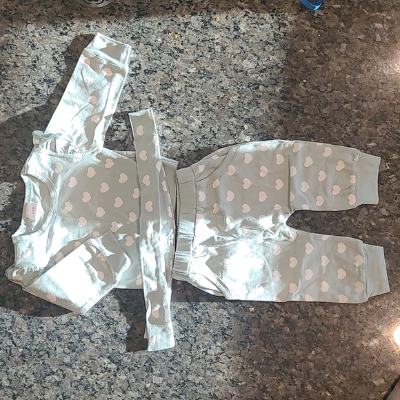 Other - 3-piece Girl's Outfit